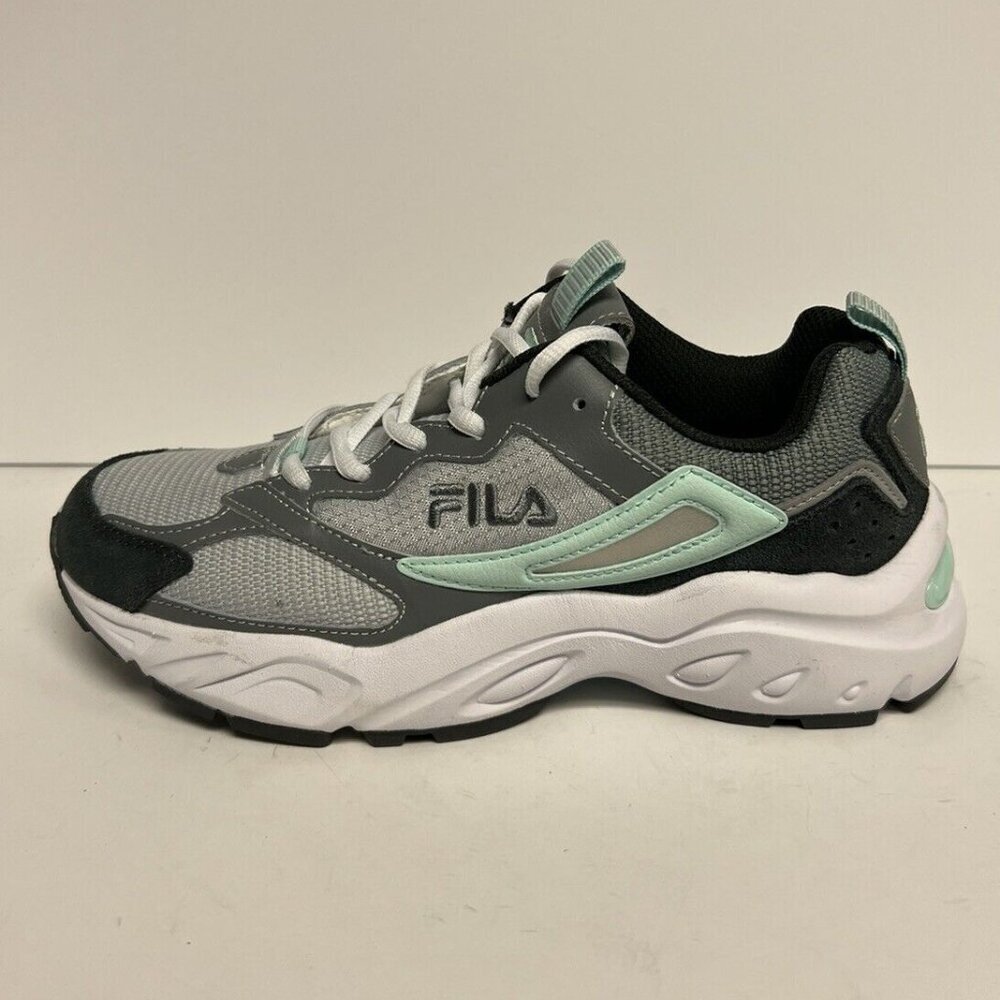 Fila Women's Recollector Sneakers White/Gray, Size 7.5 M